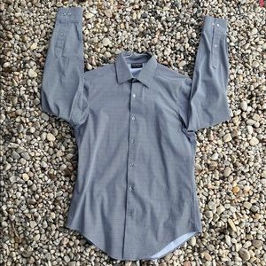 Van Heusen Button-up